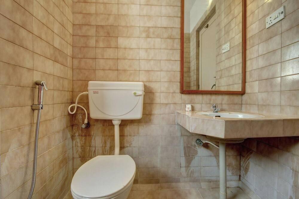 Hotel Padmam Madurai Bagian luar foto