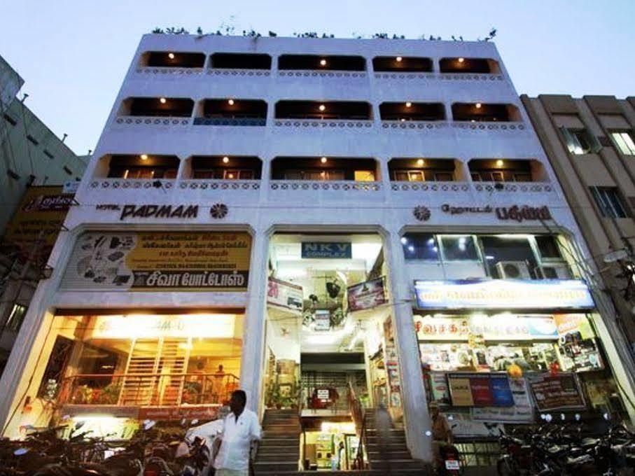 Hotel Padmam Madurai Bagian luar foto